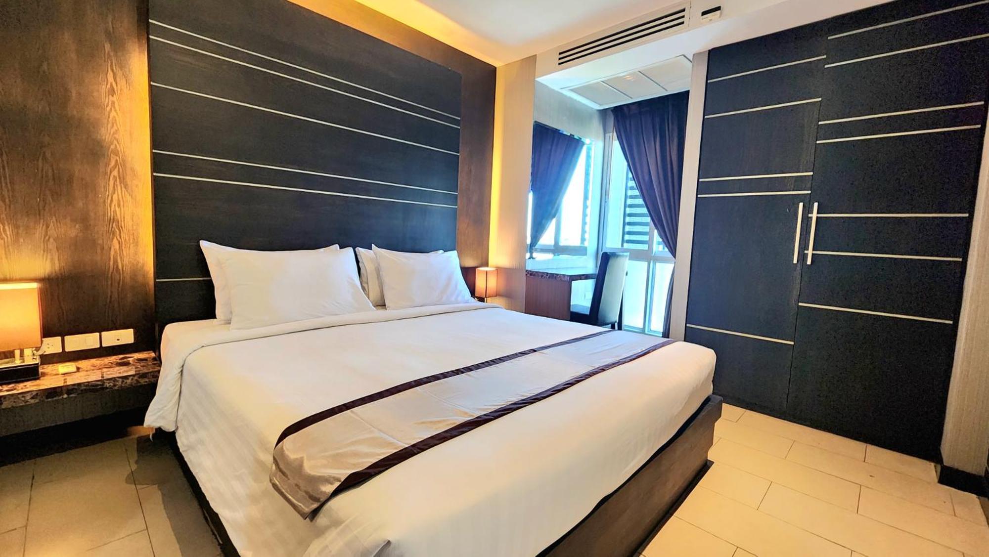 Sky Dome Resotel - โรงแรมสกายโดม รีโซเทล Bangkok Ngoại thất bức ảnh